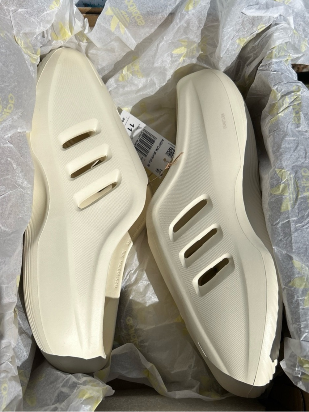 adidas Mens 11  women’s 12 adiFOM IIInfinity Mules White JH6766 - Picture 4 of 10